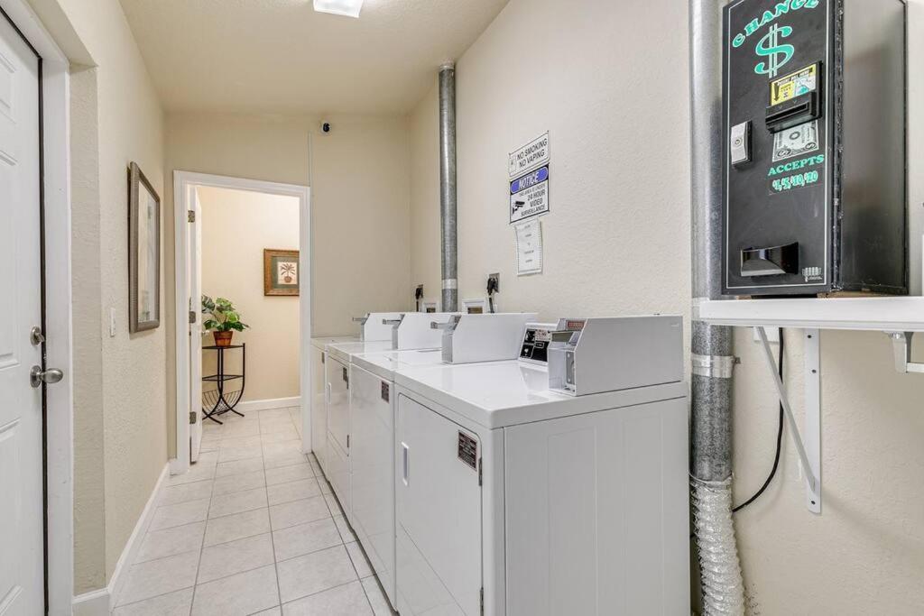 Steps To The Beach And Restaurants! - Coconut Villa'S Suite 1 St. Pete Beach Luaran gambar